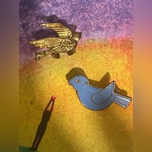 set of 2 birds vintage jewelry blue brooch & gold bird ear cuff